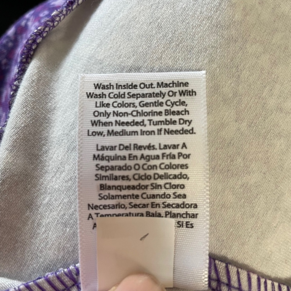 Terra & Sky Purple and Pink Floral Capri Leggings - Picture 7 of 7